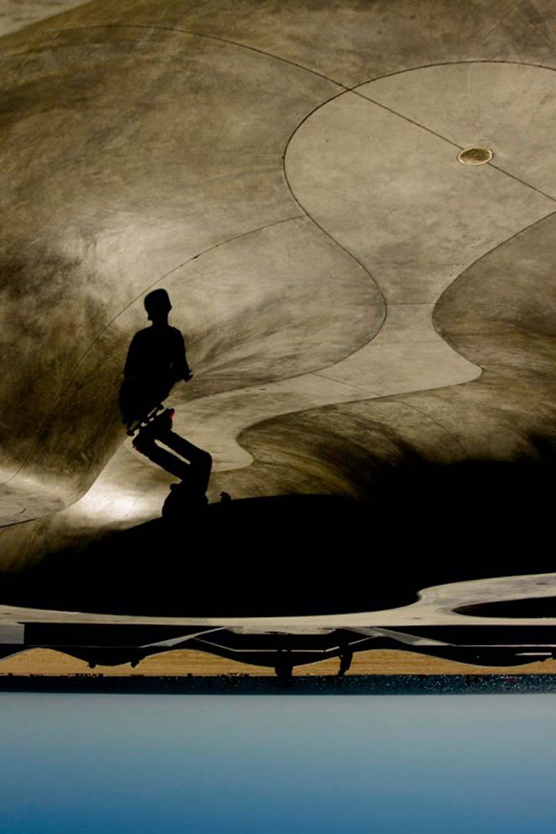 Série Les Surfeurs du béton – 
Je suis brisée