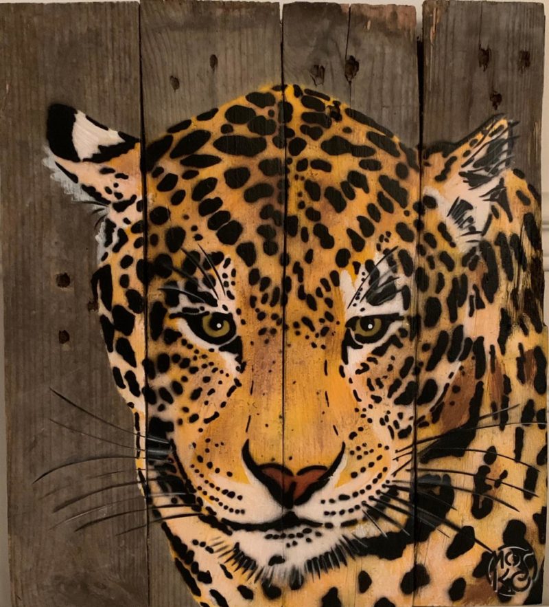 Mosko- Panthère – aérosol et pochoir sur bois brut – 40 x 36 cm – 2019