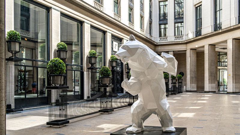 Les sculptures d’Orlinski en plein air à Paris 8ème jusqu’au 9 juillet 2022