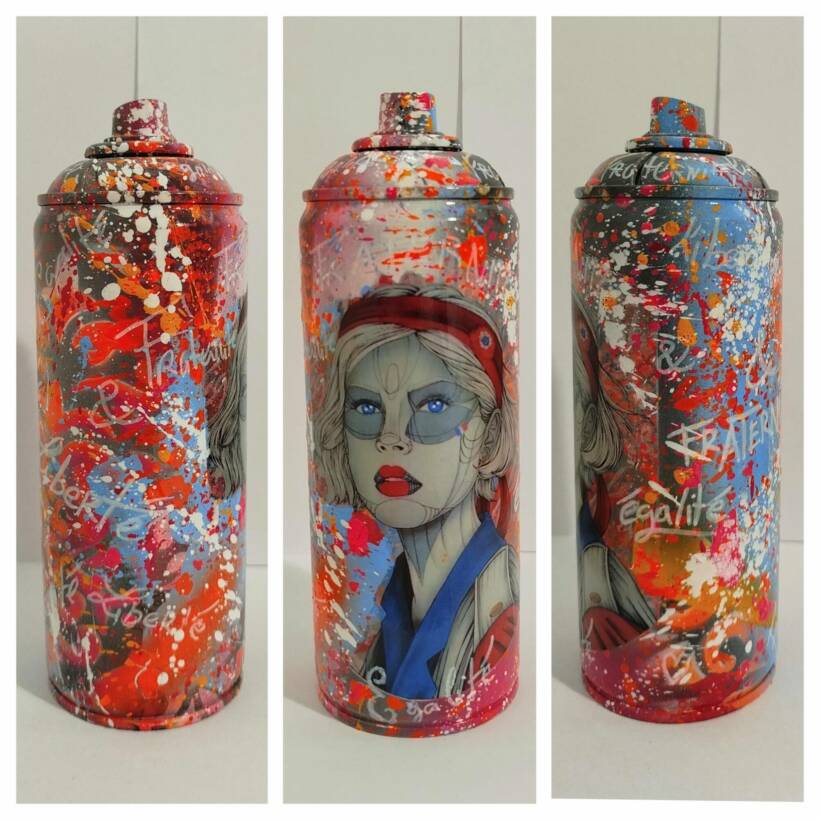 Caro Graffiti – Can #10 – Peinture  et encre permanente sur bombe aérosol – 19 x 6 cm 