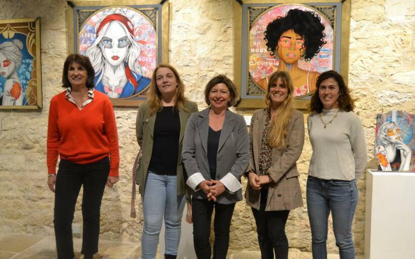 La graffeuse Caro Graffiti à la Commanderie